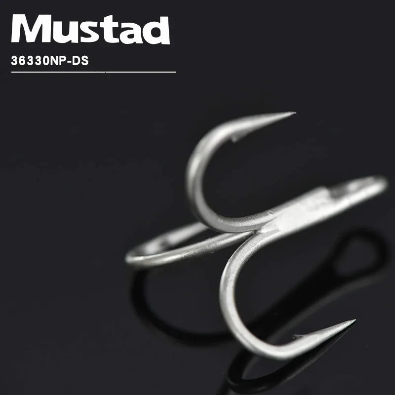 Mustad Treble Hooks 36330 Strong Sharp Solid Barbed Anzuelos Deep Ocean Squid Herring Three Anchor Fishhook Fishing Gear Pesca
